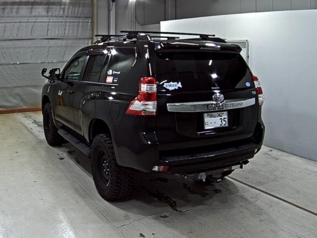 TOYOTA LAND CRUISER PRADO 2017