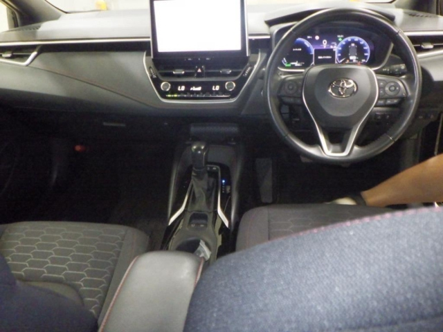 TOYOTA COROLLA SPORT 2023