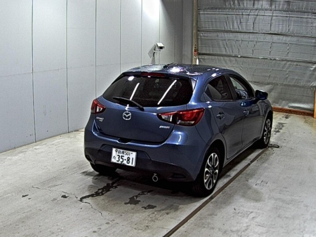 MAZDA DEMIO 2015