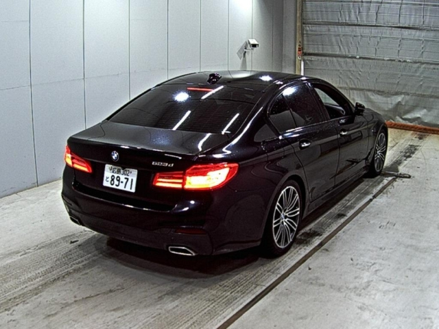 BMW 5 SERIES 2017