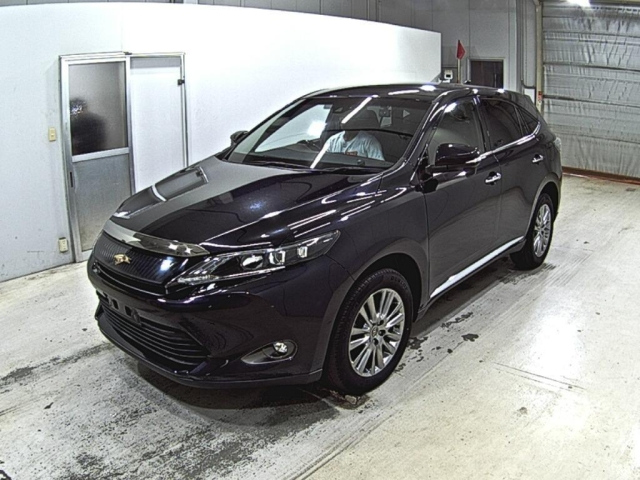 TOYOTA HARRIER 2017