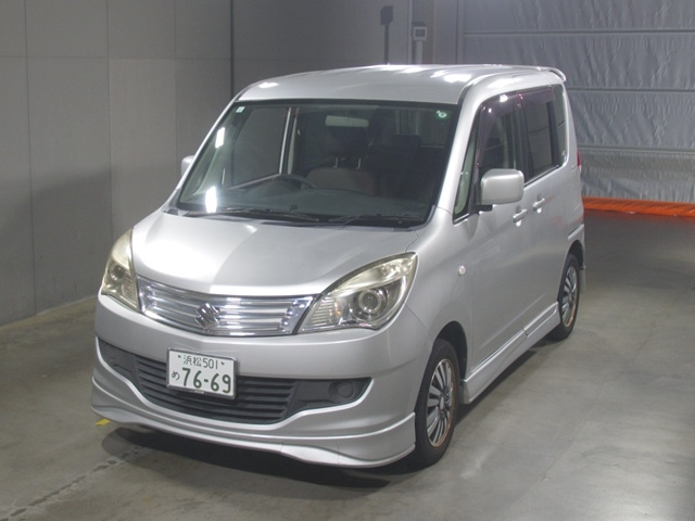 SUZUKI SOLIO 2011