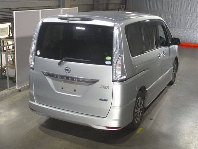 NISSAN SERENA 2015