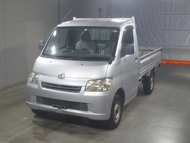 TOYOTA LITE ACE TRUCK 2010