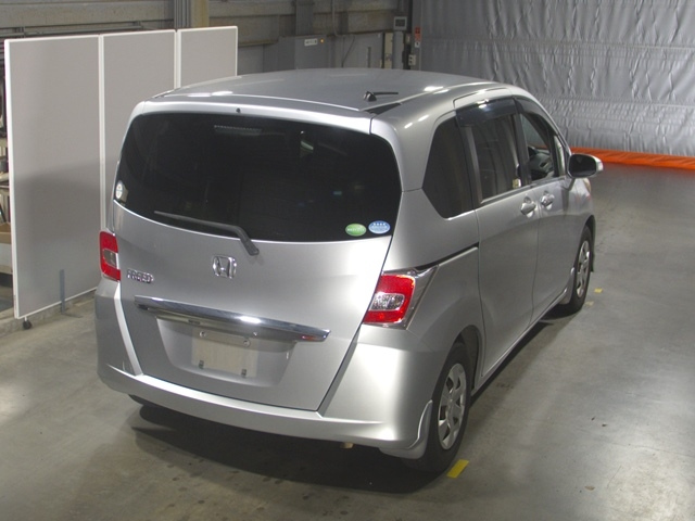 HONDA FREED 2014