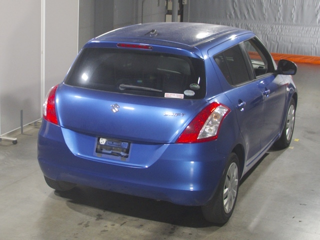 SUZUKI SWIFT 2012
