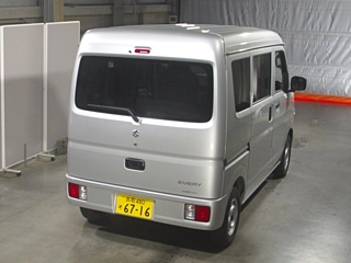 SUZUKI EVERY 2024