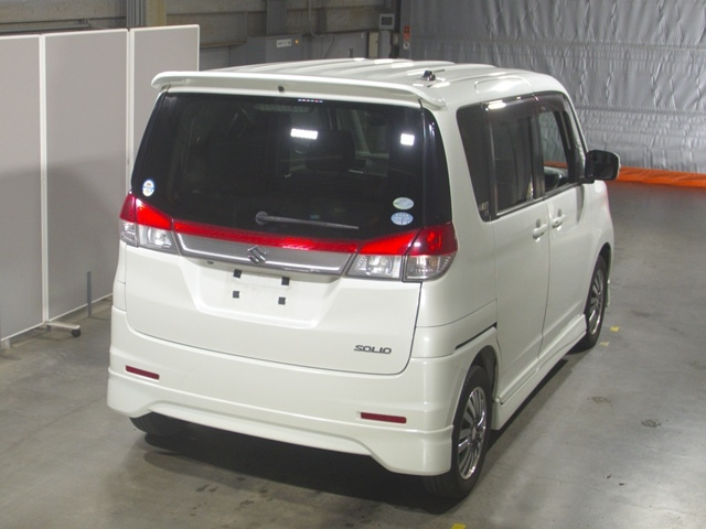 SUZUKI SOLIO 2011