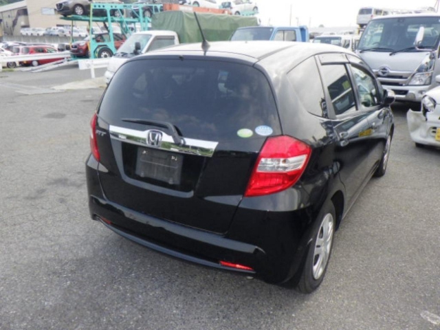 HONDA FIT 2011