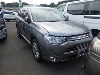 MITSUBISHI OUTLANDER PHEV