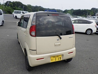 SUZUKI MRWAGON