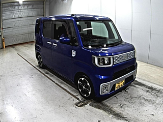 DAIHATSU WAKE 2015