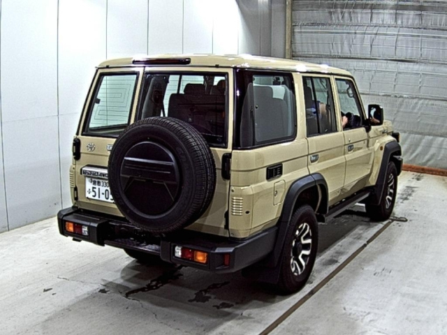 TOYOTA LAND CRUISER 2024