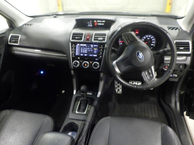 SUBARU FORESTER 2015