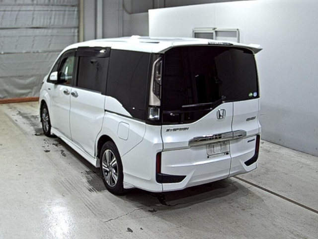 HONDA STEP WAGON 2018