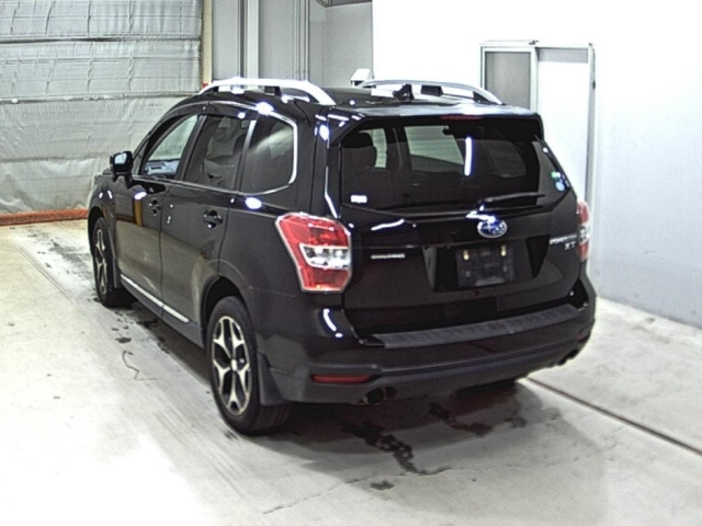 SUBARU FORESTER 2015