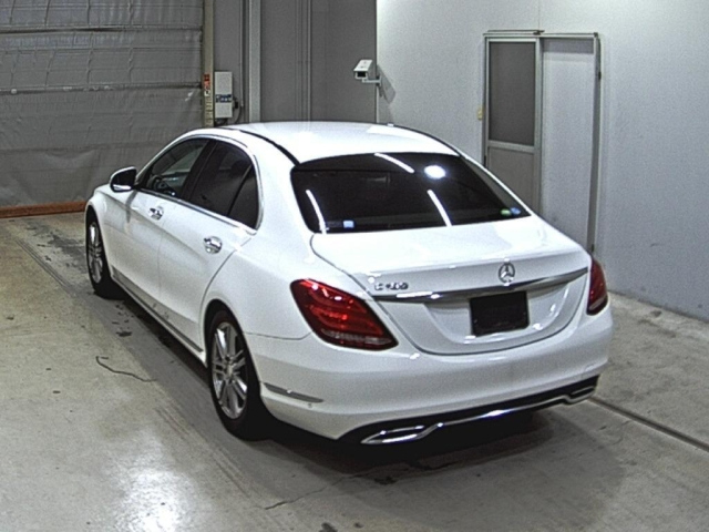 MERCEDES BENZ C CLASS 2015