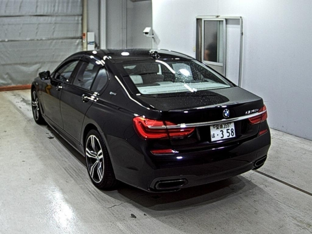 BMW 7 SERIES 2016