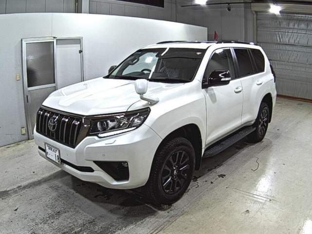 TOYOTA LAND CRUISER PRADO 2022