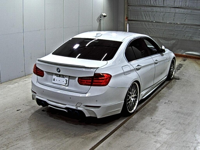 BMW 3 SERIES 2013
