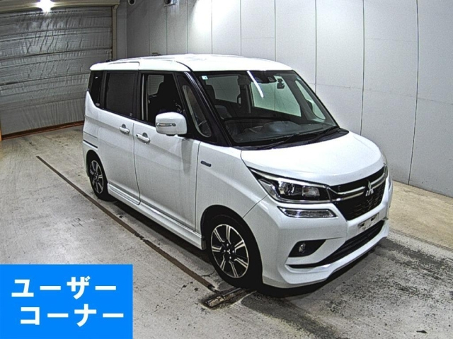 MITSUBISHI DELICA D2 2020