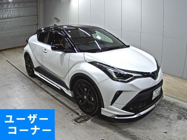 TOYOTA C-HR 2021