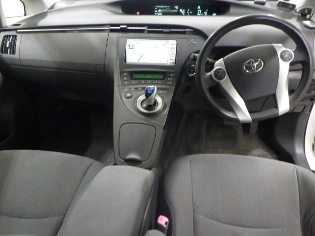 TOYOTA PRIUS 2010
