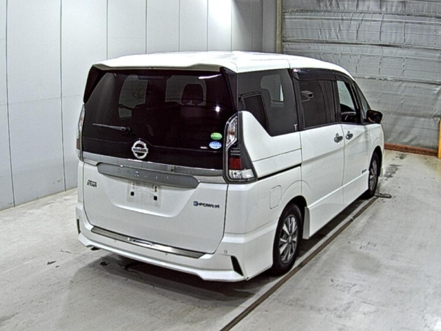 NISSAN SERENA 2018