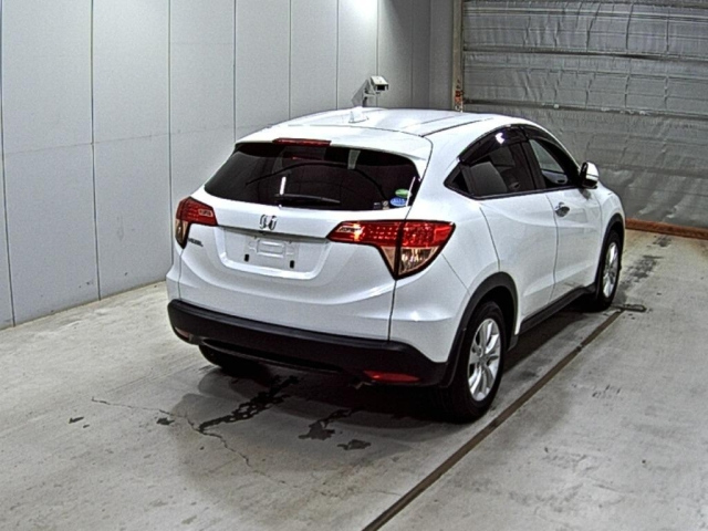 HONDA VEZEL 2016
