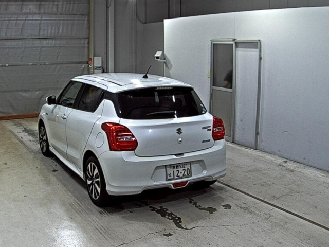 SUZUKI SWIFT 2019