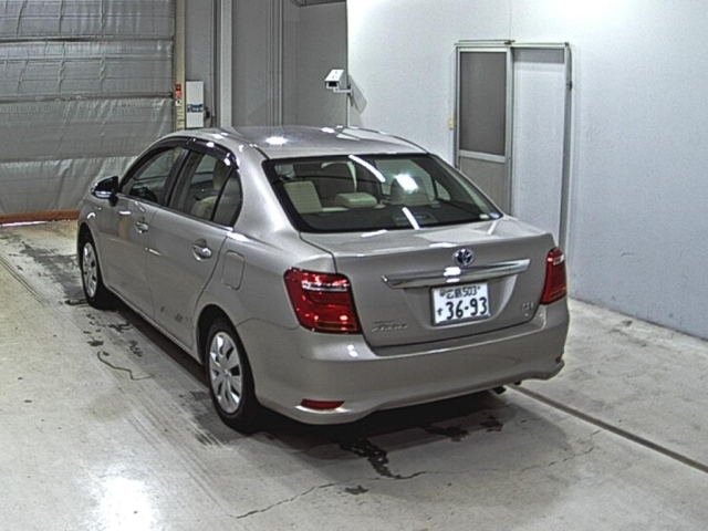 TOYOTA COROLLA AXIO 2015