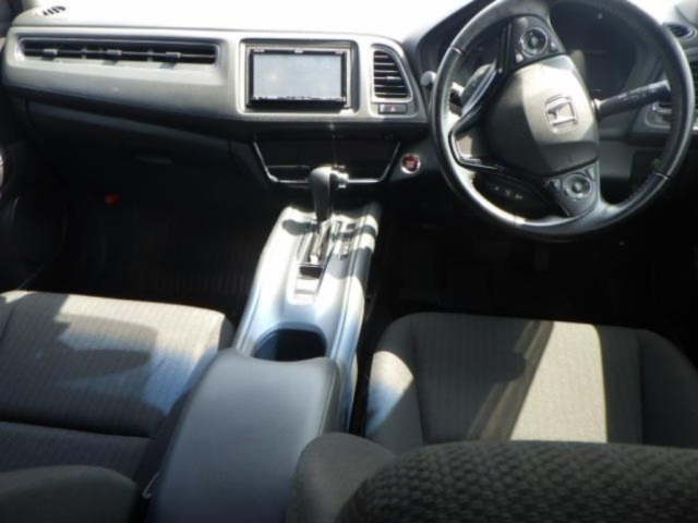 HONDA VEZEL 2016