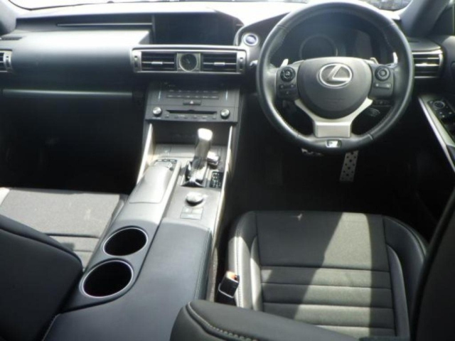 LEXUS IS 2015