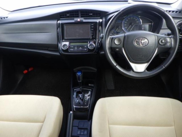 TOYOTA COROLLA AXIO 2015