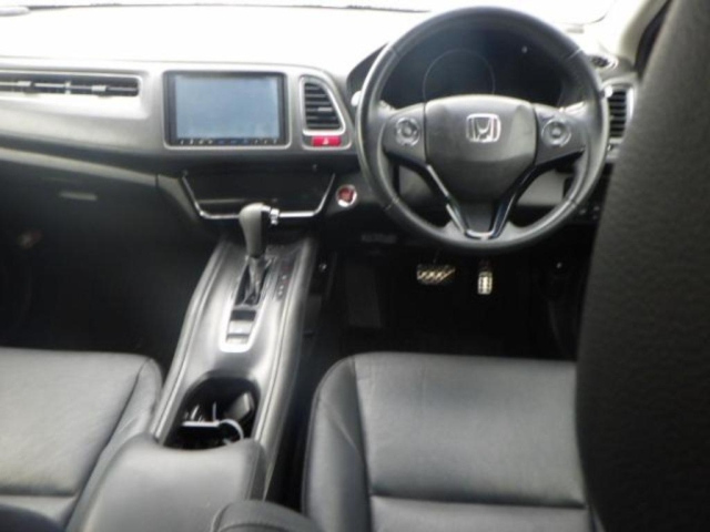 HONDA VEZEL 2014