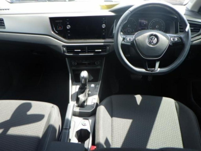 VOLKSWAGEN POLO 2020