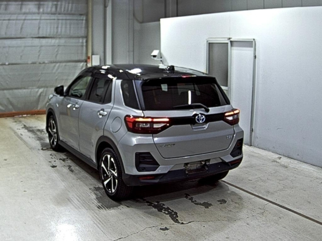 TOYOTA RAIZE 2022
