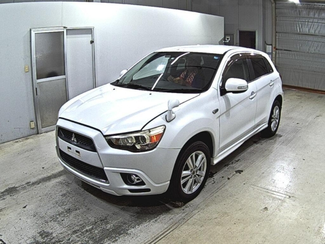 MITSUBISHI RVR 2011