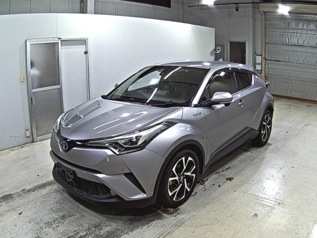 TOYOTA C-HR 2017