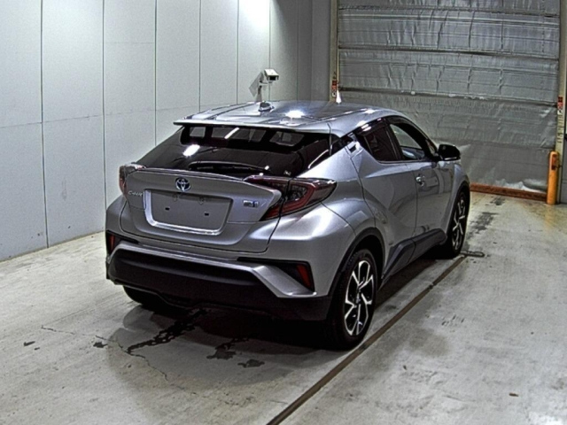 TOYOTA C-HR 2017