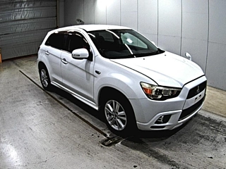 MITSUBISHI RVR 2011