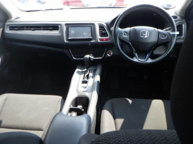 HONDA VEZEL 2014