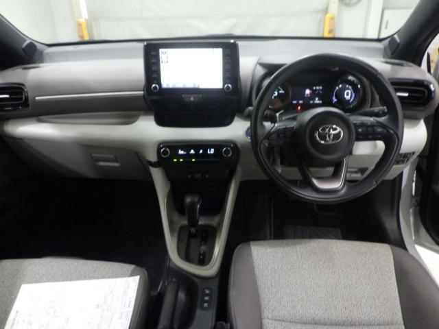 TOYOTA YARIS 2023