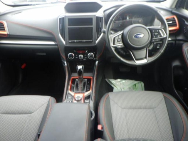 SUBARU FORESTER 2019
