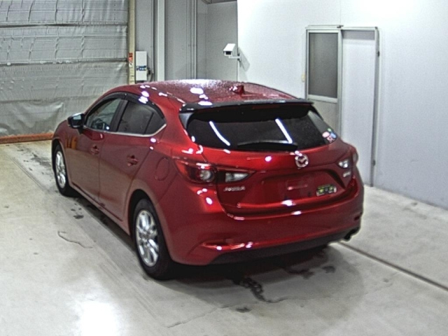 MAZDA AXELA 2018