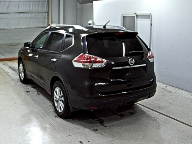 NISSAN X-TRAIL 2014