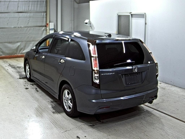 HONDA STREAM 2012