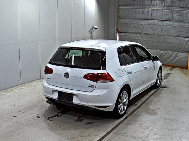 VOLKSWAGEN GOLF 2013