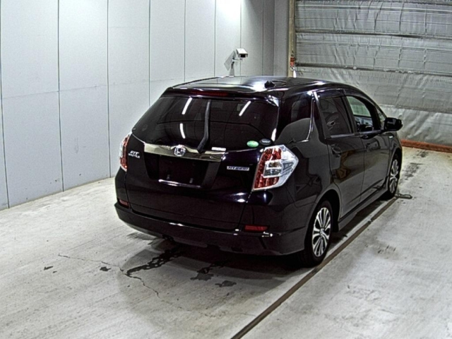 HONDA FIT SHUTTLE 2014