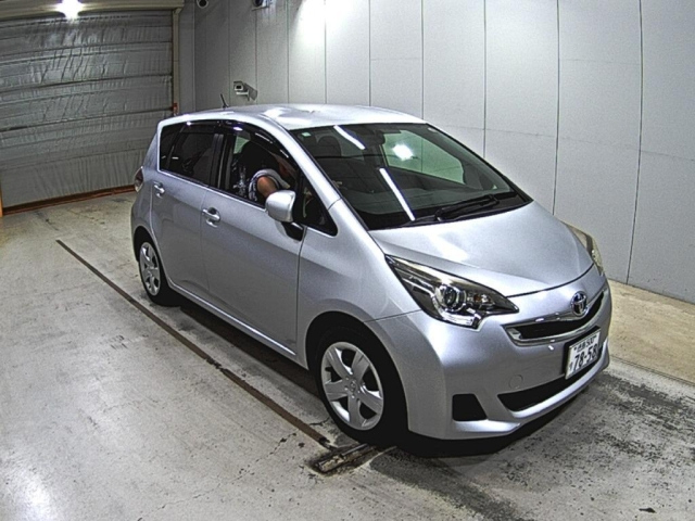 TOYOTA RACTIS 2014